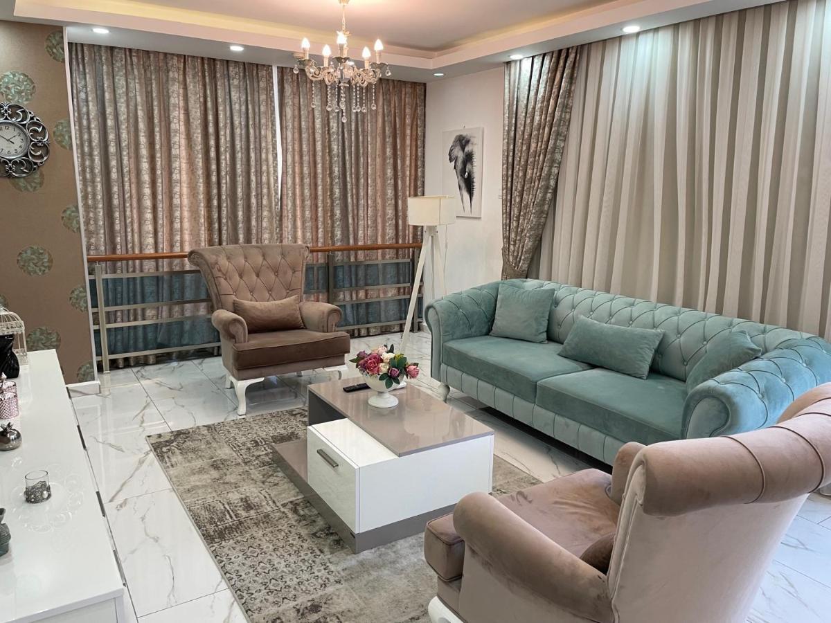 Apartamento Elegant 2+1 Flat In The Heart Of Kyrenia + Wifi Exterior foto