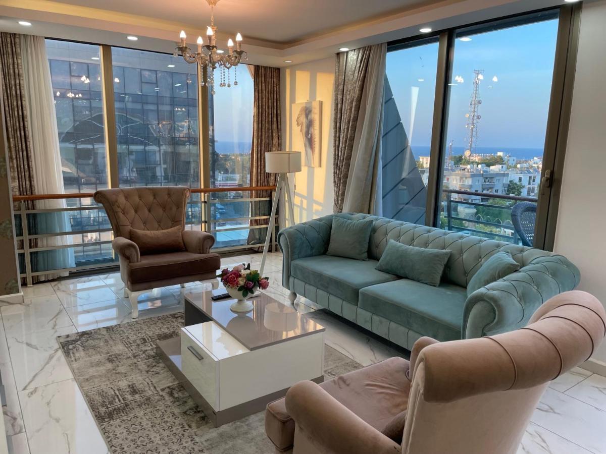 Apartamento Elegant 2+1 Flat In The Heart Of Kyrenia + Wifi Exterior foto