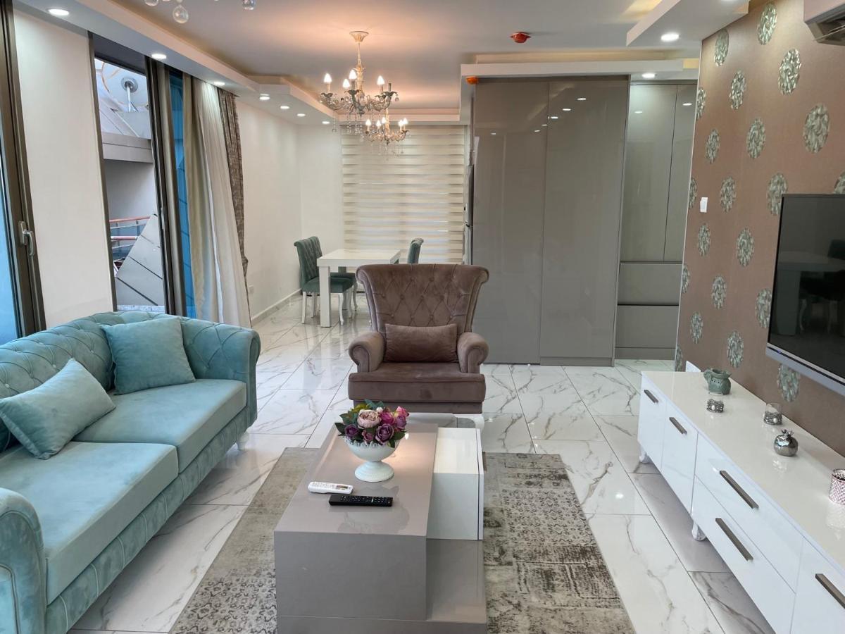 Apartamento Elegant 2+1 Flat In The Heart Of Kyrenia + Wifi Exterior foto