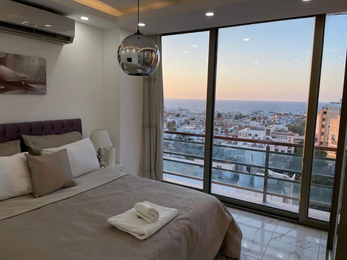 Apartamento Elegant 2+1 Flat In The Heart Of Kyrenia + Wifi Exterior foto