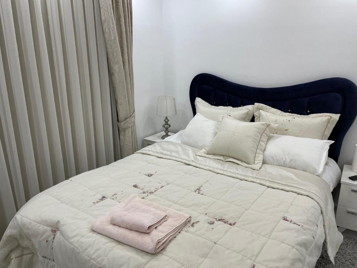 Apartamento Elegant 2+1 Flat In The Heart Of Kyrenia + Wifi Exterior foto